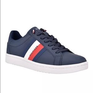 Tommy Hilfiger Mens Lectern Sneakers, navy blue
